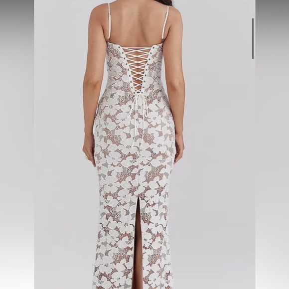 House of CB White Lace Gown - Picture 3 of 3